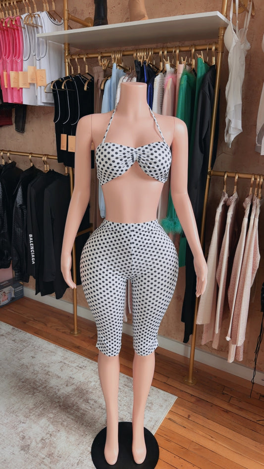 White Dot capri set